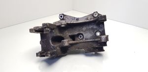 Peugeot 406 Support de générateur / alternateur 9643834880