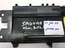 Jaguar XF Ilmastoinnin ohjainlaite 28189489