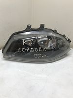 Seat Cordoba (6L) Lampa przednia 