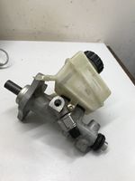 Mercedes-Benz C AMG W203 Master brake cylinder A2034300002