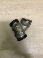 Volkswagen Tiguan Tuyau d'admission d'air turbo 03N253367