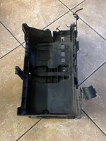 Opel Astra H Battery box tray 