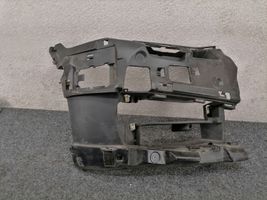 BMW 6 G32 Gran Turismo Belka zderzaka przedniego 7415580