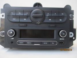 Renault Twingo III Panel / Radioodtwarzacz CD/DVD/GPS 8200300858B