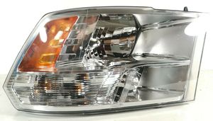 Dodge RAM Lampa przednia 68001484AA