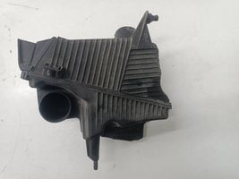 Renault Megane II Boîtier de filtre à air 8200176558