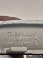 Volkswagen Golf Plus Uchwyt osłony przeciwsłonecznej szyberdachu 1K0857561B