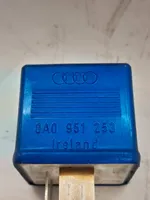 Volkswagen PASSAT B5 Other relay 8A0951253