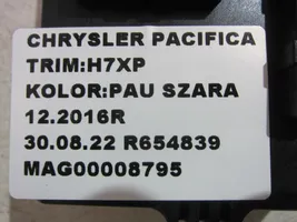 Chrysler Pacifica Takaluukun/tavaratilan ohjainlaite/moduuli 68316094
