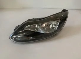 Ford Focus Lampa przednia BM51-13W030-CH