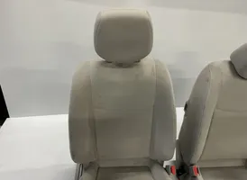 Nissan Leaf I (ZE0) Set sedili 
