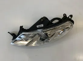 Peugeot Expert Lampa przednia 89902605