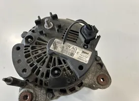 Volkswagen PASSAT B6 Alternator 03L903023E