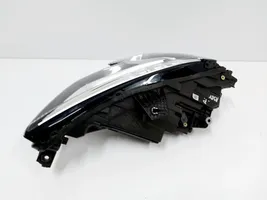 Audi A3 8Y Lampa przednia 8Y0941034A