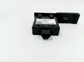 Mitsubishi Outlander USB jungtis 8638A387