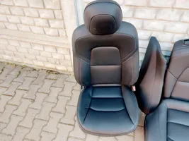 Tesla Model 3 Sēdekļu komplekts 