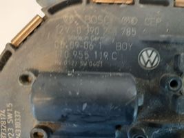 Volkswagen Touran I Etupyyhkimen vivusto ja moottori 1T0955119C