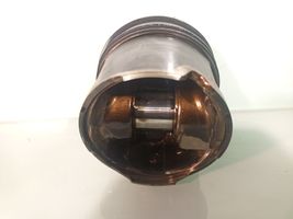 Opel Zafira B Piston 93178375