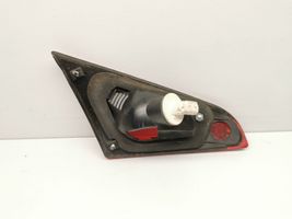 Mitsubishi Colt Lampy tylnej klapy bagażnika 105624