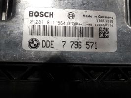 BMW X3 E83 Centralina/modulo del motore 7796571