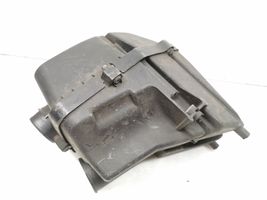 Honda CR-V Air filter box 