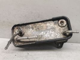 Mercedes-Benz C W203 Support de filtre à huile MBA6120700079