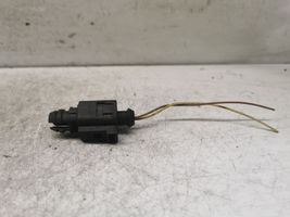 Volkswagen Golf V Āra temperatūras sensors 1J0973702