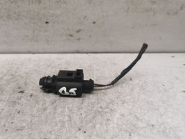 Volkswagen Golf V Außentemperatur Sensor Fühler Geber 1J0973702