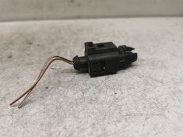 Volkswagen Golf V Außentemperatur Sensor Fühler Geber 1J0973702