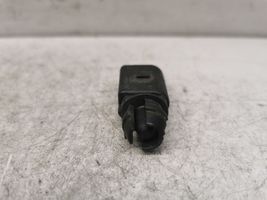 Volkswagen Golf V Sensor de temperatura del aire externo/exterior 8ZO820535