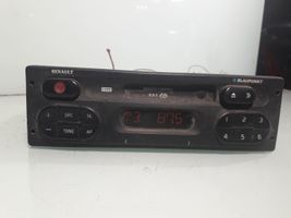 Renault Trafic II (X83) Unité principale radio / CD / DVD / GPS 