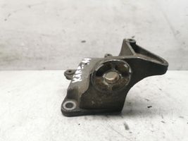 Audi A4 S4 B5 8D Supporto di montaggio scatola del cambio 8D0399114T