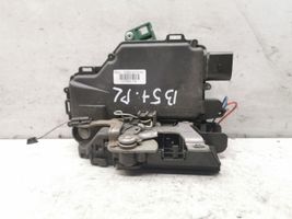 Volkswagen PASSAT B5.5 Front door lock D3B2837016H