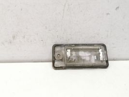 Audi A4 S4 B6 8E 8H Lampa oświetlenia tylnej tablicy rejestracyjnej 8E0807430B