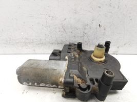 Audi A6 Allroad C5 Moteur de lève-vitre de porte avant 0130821775