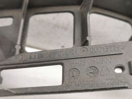 Opel Zafira B Support de pare-chocs arrière 13125044RH
