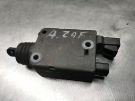 Opel Zafira A Polttoainetankin korkin lukon moottori 555405