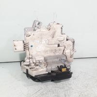 Audi A4 S4 B7 8E 8H Serratura portiera anteriore 8E2937015AA