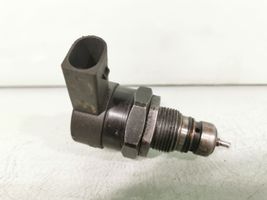 BMW 3 E46 Fuel pressure regulator 