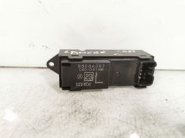 Mitsubishi Lancer X Interruttore di controllo dell’alzacristalli elettrico 8608A067