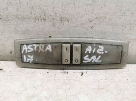 Opel Astra H Lampka podsufitki tylna 13101642