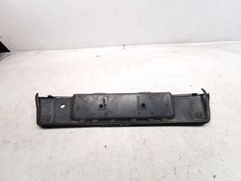 BMW 7 E38 Garniture de hayon 8150379