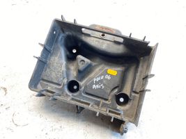 Volkswagen Polo IV 9N3 Boîte de batterie 5z0915331a