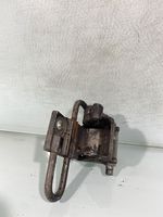 Volkswagen Polo Front door lower hinge 