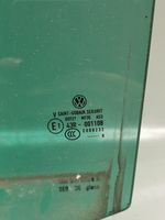 Volkswagen Tiguan Szyba drzwi tylnych 43R001108