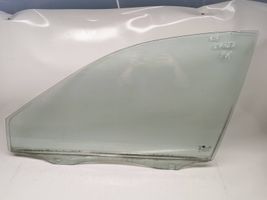 KIA Carens I Pagrindinis priekinių durų stiklas (keturdurio) 43R00107