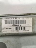 Volkswagen Touran I Takaoven manuaalinen ikkunan nostin 1T0839461J