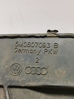 Volkswagen Golf Plus Unterteil Schlossträger Frontträger Frontmaske 5M0807093B