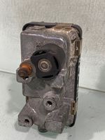 Jaguar S-Type Turbine electric control actuator 752406