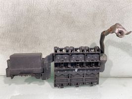 Volkswagen Polo IV 9N3 Fuse module 5z0937548c